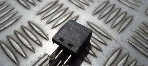 Volvo S80 Other relay 9441161 a4001-x40v23074