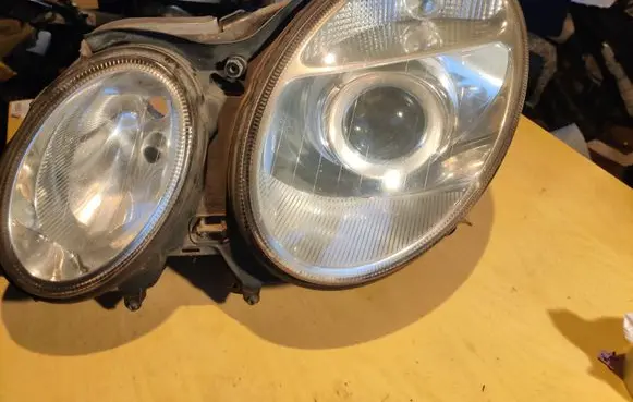 Mercedes-Benz E W211 Headlight/headlamp