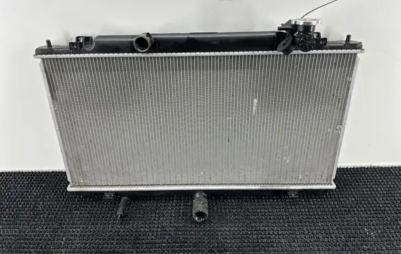 Mazda 6 Coolant radiator