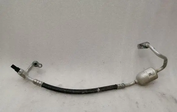 Tesla Model X Air conditioning (A/C) pipe/hose 103219600D