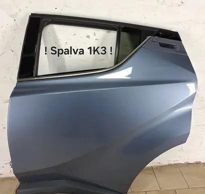 Toyota C-HR I Rear door