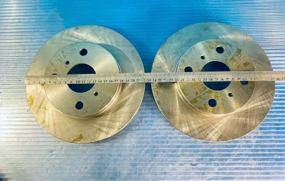 Toyota Yaris Front brake disc 4915202