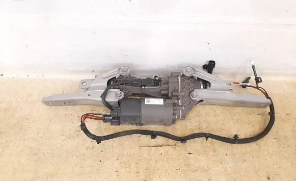 BMW XM Active stabilizer control/valve assembly 8850563 8861500 33348861500