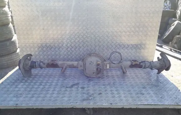 Iveco Daily 5th gen Rear axle beam with reductor 46391693 7186886