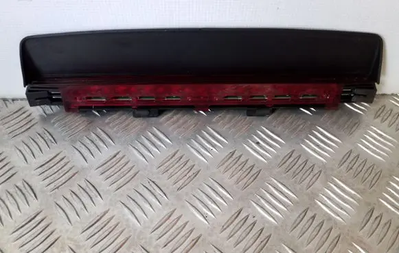 BMW 5 F10 F11 Third/center stoplight 7230799 7230801