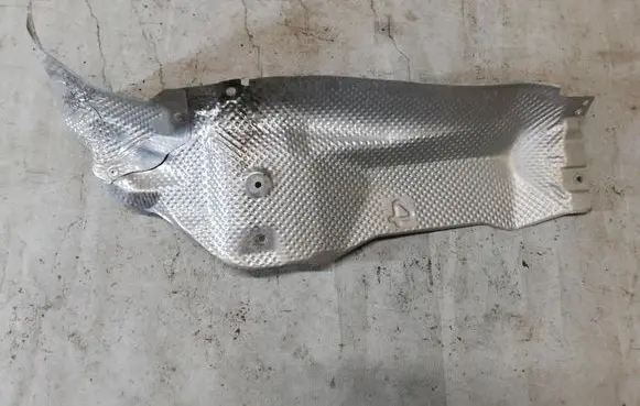 Mitsubishi Outlander Exhaust heat shield