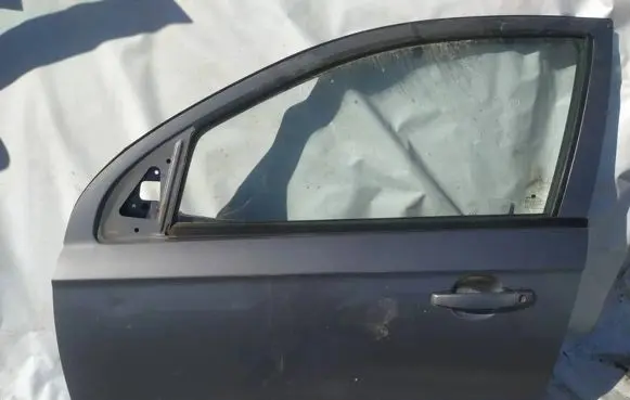 Chevrolet Aveo Front door pilkos