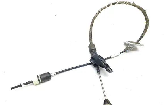Gear shift cable linkage