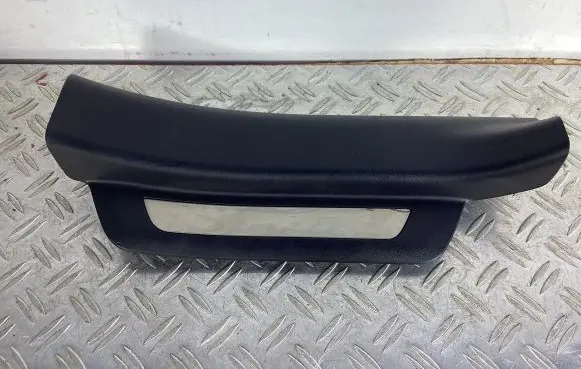 Lexus RX 450H Rear sill trim cover 679300E020