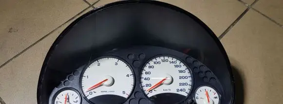 Jeep Cherokee Speedometer (instrument cluster) 04828962AB