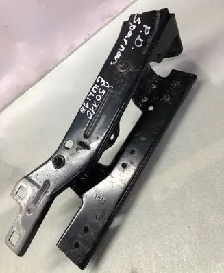 Alfa Romeo Giulia Fender mounting bracket