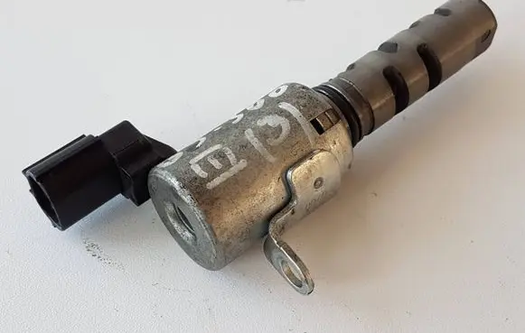 Lexus GS 300 350 430 450H Camshaft vanos timing valve 1533031020 15330310200700 15330