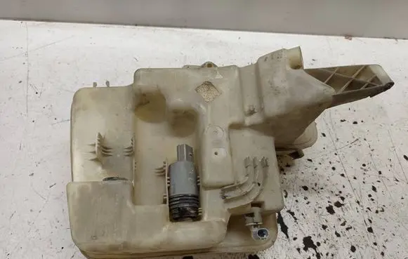 BMW 6 E63 E64 Windshield washer fluid reservoir/tank 7055349 010080 235576