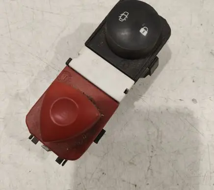 Renault Scenic II - Grand scenic II Hazard light switch 8200095493