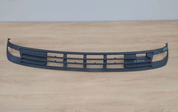 Ford Mondeo MK I Front bumper lip 93BB