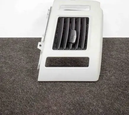 Toyota Prius+ (ZVW40) Dashboard air vent grill cover trim 5568647080 5566047061