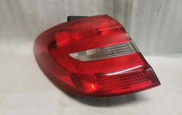 Mercedes-Benz B W246 W242 Rear/tail lights A2468200164 607001 607500E13100