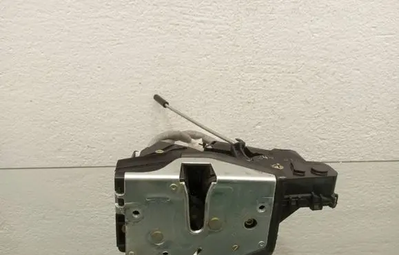 BMW 3 E46 Front door lock