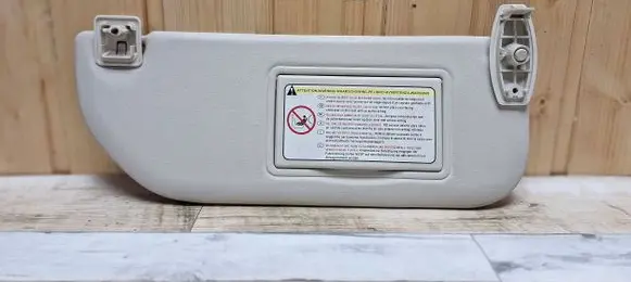 Citroen C4 I Sun visor