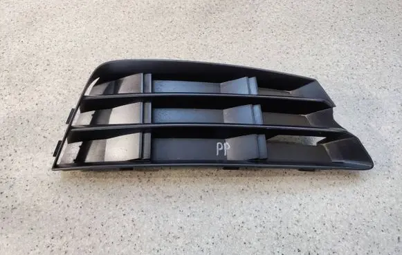 Audi A4 S4 B9 Front bumper lower grill 8W0807682B30 8W0807682B