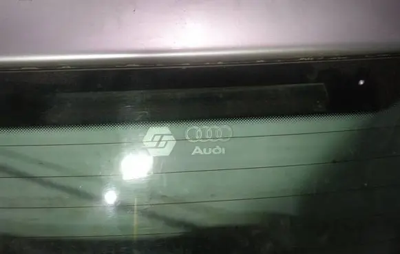 Audi A4 S4 B5 8D Third/center stoplight