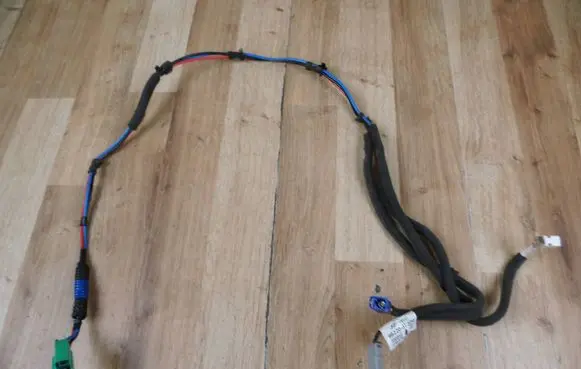 KIA Ceed Sound system wiring loom 96220J7300
