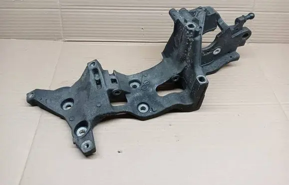 Generator/alternator bracket