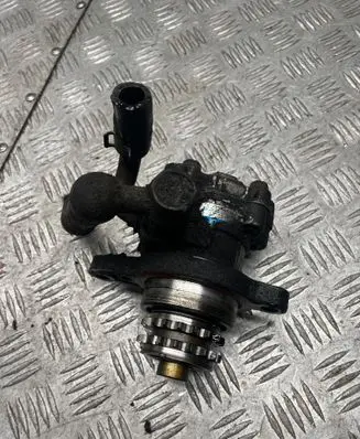 Nissan Almera Tino Power steering pump 4U105 0X052056
