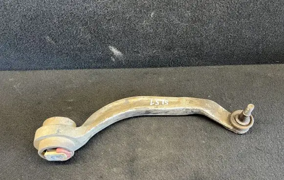 Volkswagen PASSAT B5.5 Front lower control arm/wishbone