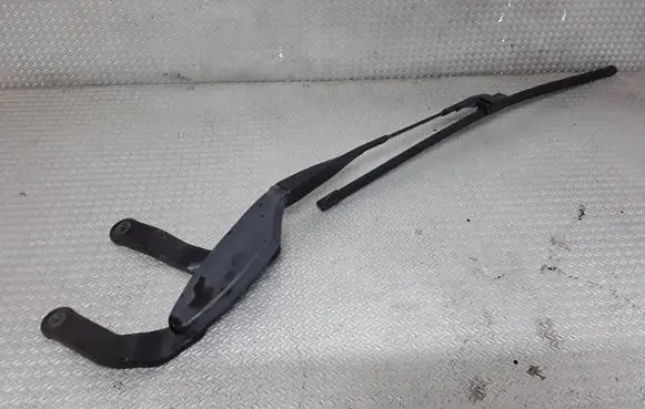Mercedes-Benz E W211 Windshield/front glass wiper blade A2118201244
