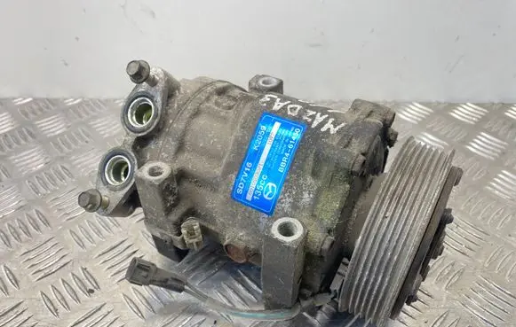 Mazda 3 II Air conditioning (A/C) compressor (pump) BBR461450