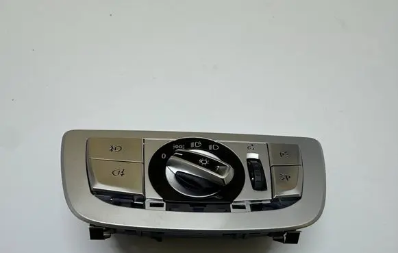 BMW 7 G11 G12 Light switch 9493726 18347910 305496704010F