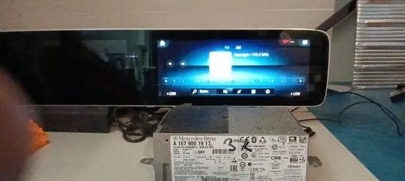 Mercedes-Benz GLE W167 Radio/CD/DVD/GPS head unit A1679001917