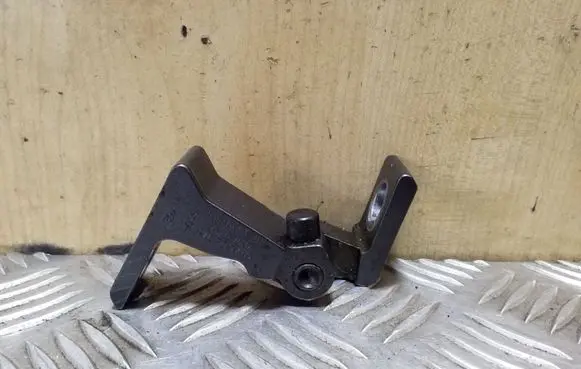 Audi A8 S8 D4 4H Rear door lower hinge 4H0831402