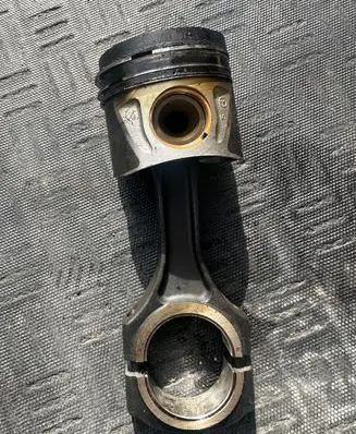 Mercedes-Benz Sprinter W906 Piston with connecting rod 65100 8349F