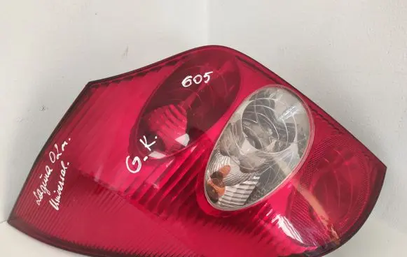 Renault Laguna II Rear/tail lights 8200002471