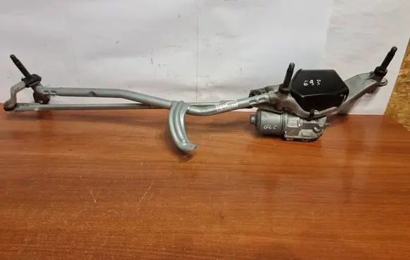 Mercedes-Benz GLC X253 C253 Front wiper linkage and motor A2538205600 20170724 3397021661