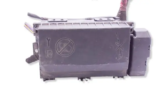 Opel Astra J Fuse box set 