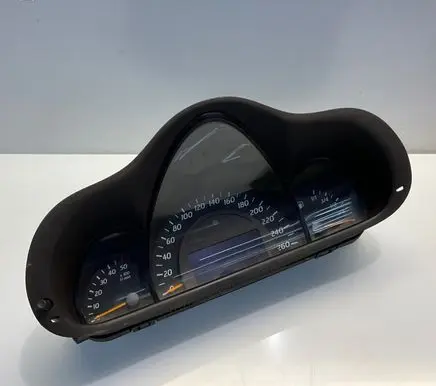 Speedometer (instrument cluster)