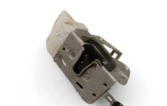 Volkswagen Fox Front door lock 5Z1837016M