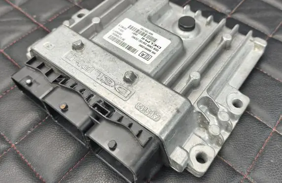 Peugeot 508 Engine control unit/module 9666912580 2917LC10340242 9667082380