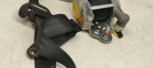 Hyundai i20 (PB PBT) Front seatbelt 888801j200 1112410633