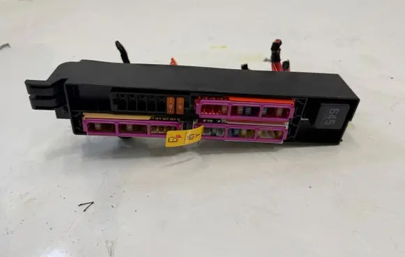 Porsche Taycan 9J1 Fuse box set 9J1937593