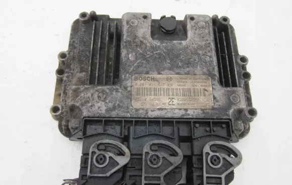 Nissan Primera Engine control unit/module 8200391966