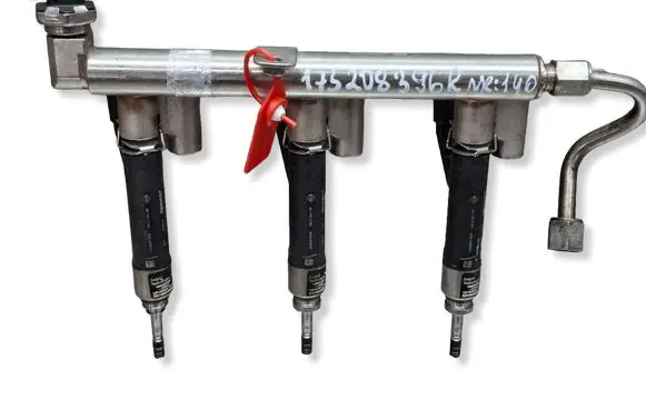 Renault Austral Fuel injectors set S27649140 166000786R 175208396R