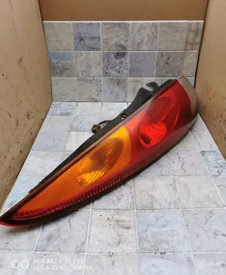 Nissan Almera Tino Rear/tail lights