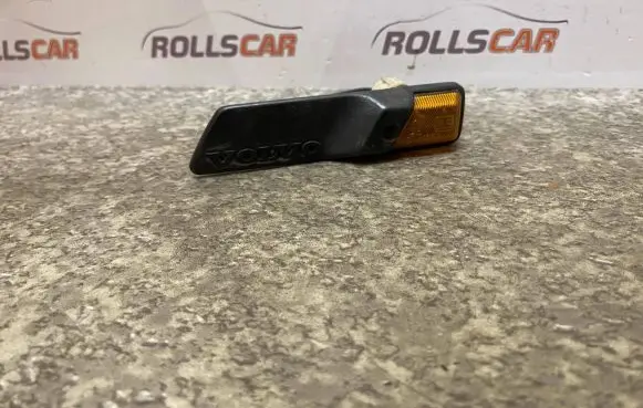 Volvo 460 Front fender indicator light 471921 349001