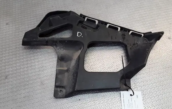 Renault Megane II Bumper support mounting bracket corner 8200146045