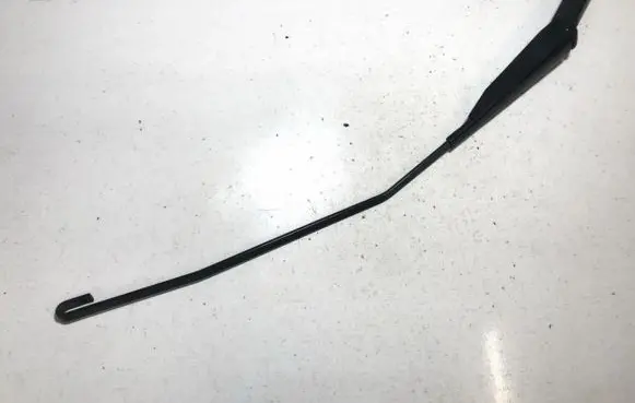 Nissan Primera Front wiper blade arm