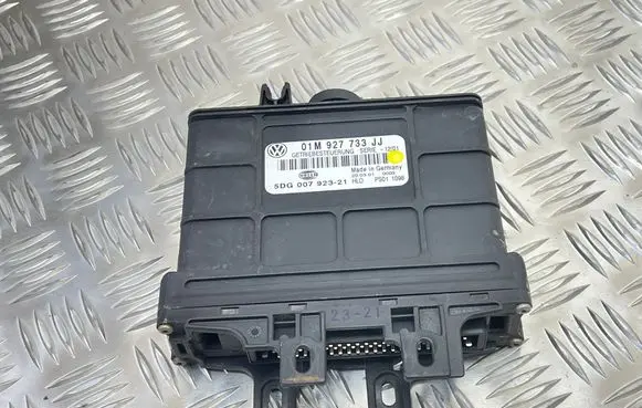 Audi A3 S3 8L Gearbox control unit/module 01M927733JJ